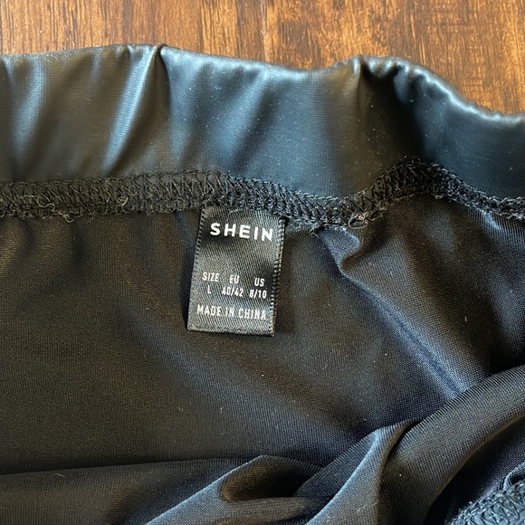 Shein Faux Leather Skirt - Picture 2 of 3